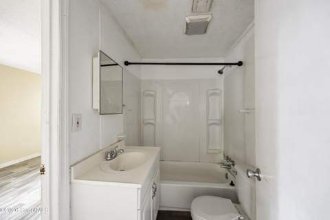902 Martin Luther King Jr Boulevard, Darien GA - photo 15 of 18
