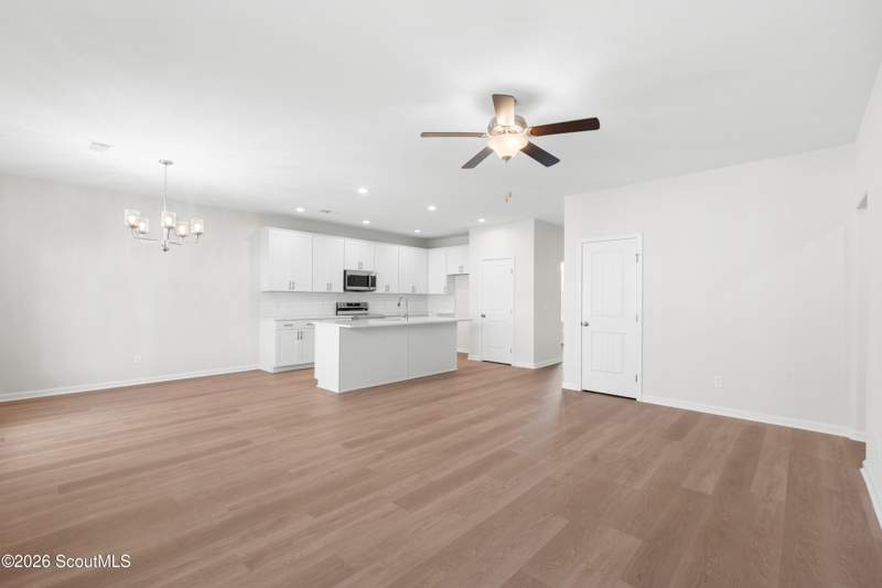 5 bedroom Single Family Residence at 301 Acorn Drive, Covington Pointe, Brunswick — photo 3