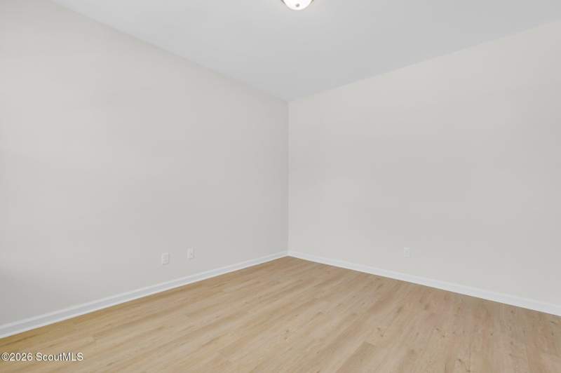 4 bedroom Single Family Residence at 139 Covington Pointe Drive, Covington Pointe, Brunswick — photo 5