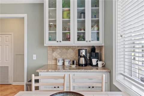 1528 Ocean Boulevard, St. Simons Island GA - photo 10 of 37