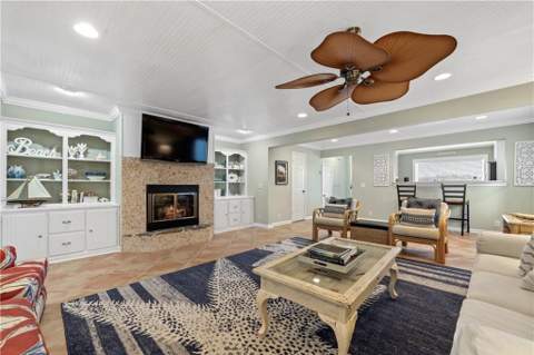1528 Ocean Boulevard, St. Simons Island GA - photo 16 of 37
