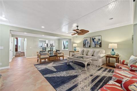 1528 Ocean Boulevard, St. Simons Island GA - photo 17 of 37