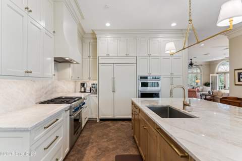 423 Mimosa Drive, St. Simons Island GA - photo 14 of 61