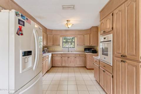 205 Twin Lakes Drive, Brunswick GA - photo 7 of 16