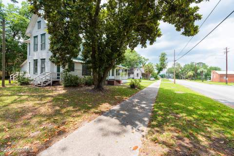 306 Lee Avenue, Waycross GA - photo 13 of 60