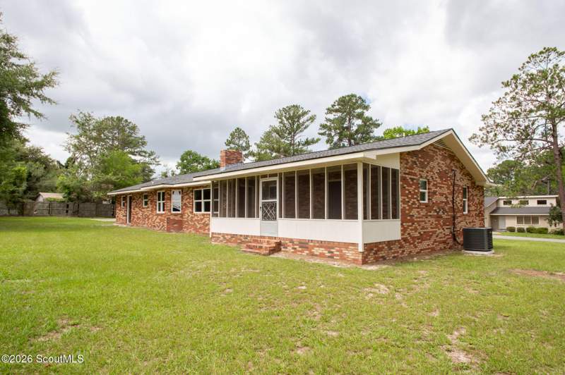 3 bedroom Single Family Residence at 2608 Winchester Road, Frontier Estates, Waycross — photo 4