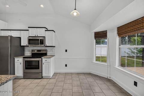 200 Eagle Boulevard, Kingsland GA - photo 8 of 35