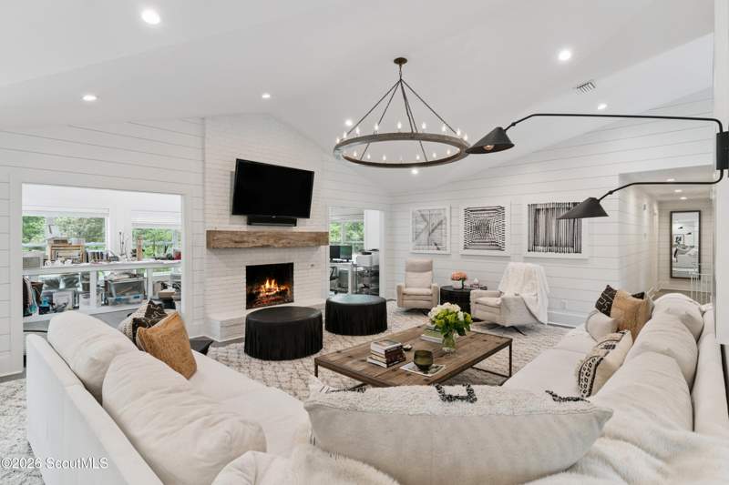 3 bedroom Single Family Residence at 4909 Frederica Road, St Clair Estates, St. Simons Island — photo 4