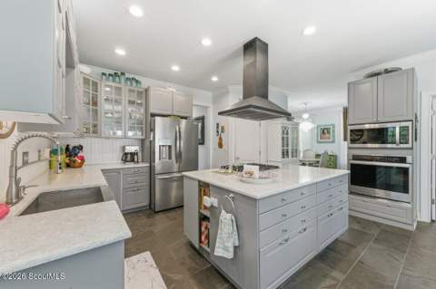 1352 St Josephs Drive, Darien GA - photo 17 of 64