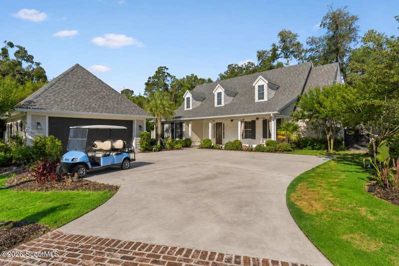4 bedroom Single Family Residence at 15 Couper Place, Couper Place, St. Simons Island — photo 1