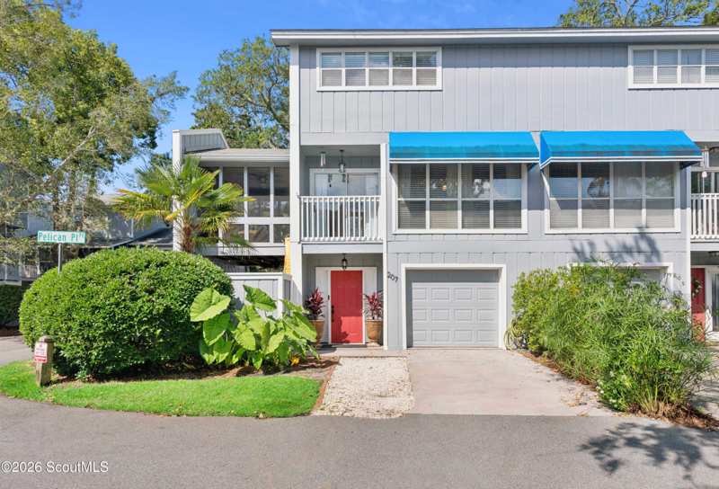 2 bedroom Single Family Residence at 207 Pelican Place, Pelican Place Townhomes (Fee Simple), St. Simons Island — photo 1