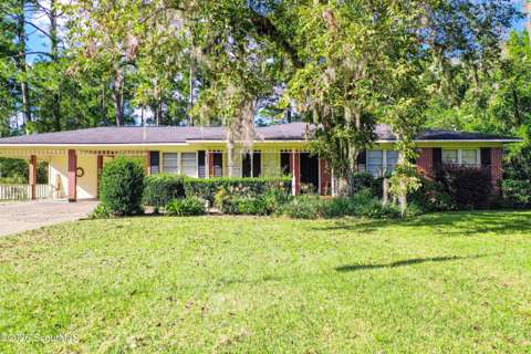 118 Pinehurst Drive, home for sale in Blackshear 31516