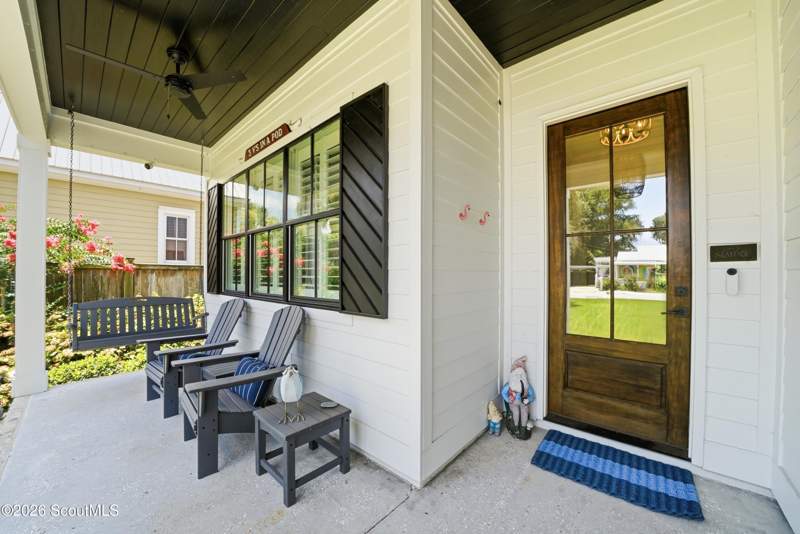 4 bedroom Single Family Residence at 305 Kelsall Avenue, Kings Terrace, St. Simons Island — photo 2
