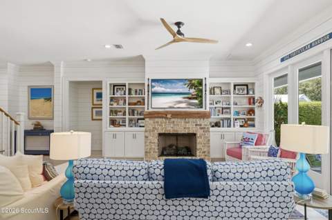 305 Kelsall Avenue, St. Simons Island GA - photo 10 of 55