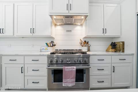 305 Kelsall Avenue, St. Simons Island GA - photo 13 of 55