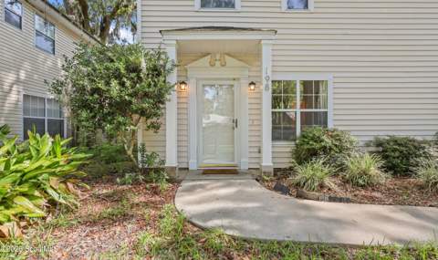 198 Pine Street, St. Simons Island GA - photo 6 of 28