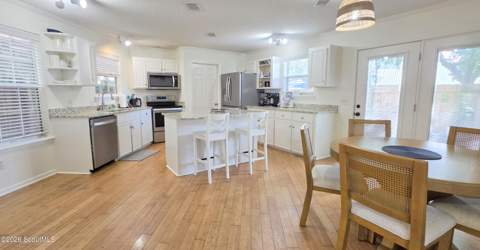 198 Pine Street, St. Simons Island GA - photo 9 of 28