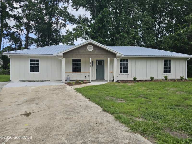 4 bedroom Single Family Residence at 101 Dover Circle, PalmettoEstates, Brunswick — photo 1