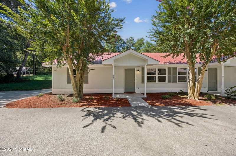 3 bedroom Duplex at 106 Clarks Bluff Road, No Recorded Subdivision, Kingsland — photo 1