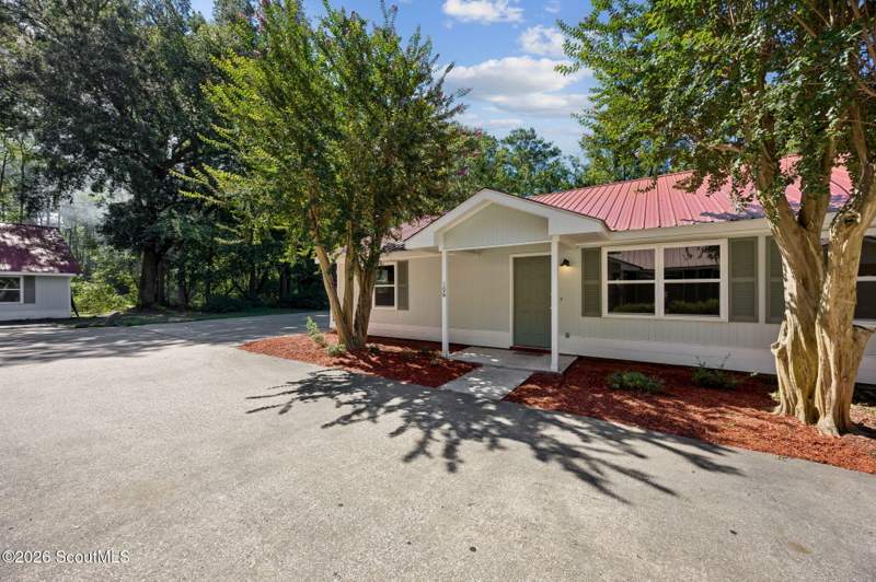 3 bedroom Duplex at 106 Clarks Bluff Road, No Recorded Subdivision, Kingsland — photo 3
