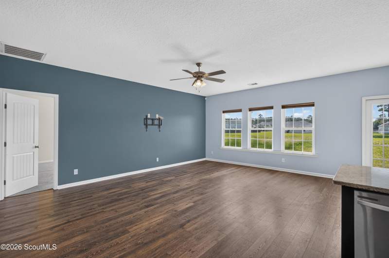 3 bedroom Single Family Residence at 291 Morgan Field Boulevard, No Recorded Subdivision, Ludowici — photo 4