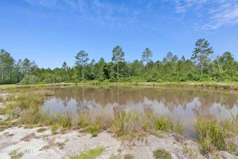 6064 U.s. 301, Jesup GA - photo 14 of 37