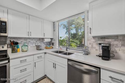 313 Brockinton Marsh, St. Simons Island GA - photo 19 of 38