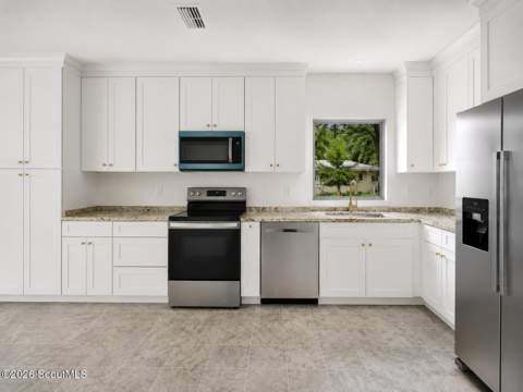 1815 Oak Avenue, Brunswick GA - photo 23 of 39