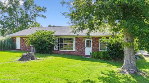 212 Lynwood Road, Jesup GA - photo 8 of 76