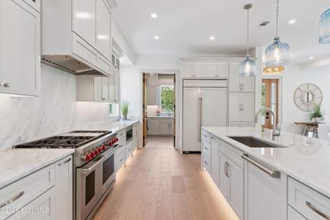 4217 Fourth Street, St. Simons Island GA - photo 19 of 80