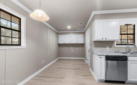 545 S 5th Street, Jesup GA - photo 10 of 26