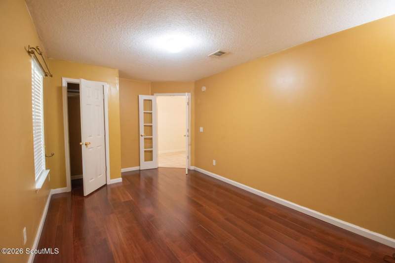 5 bedroom Single Family Residence at 245 N Chase Court, Shadowlawn Estates, St. Marys — photo 4