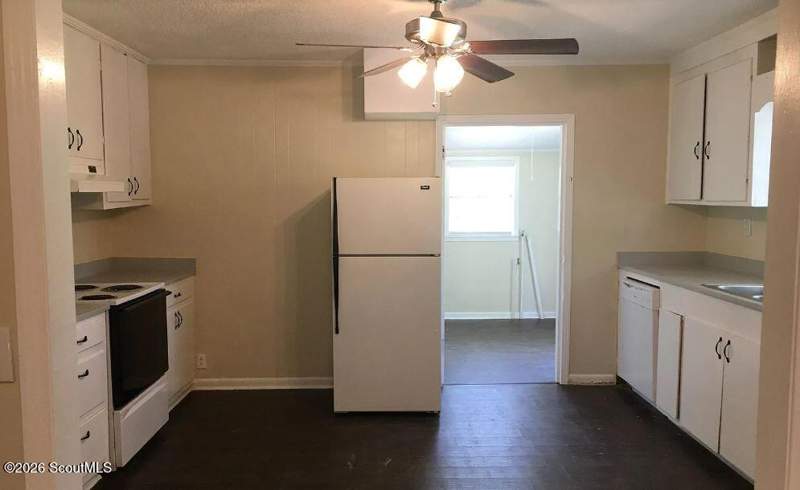 3 bedroom Single Family Residence at 207 & 209 Walker Road, No Recorded Subdivision, Waycross — photo 4