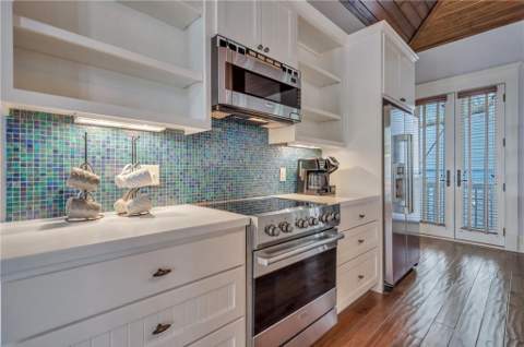 1909 Dixon Lane, St. Simons Island GA - photo 10 of 96