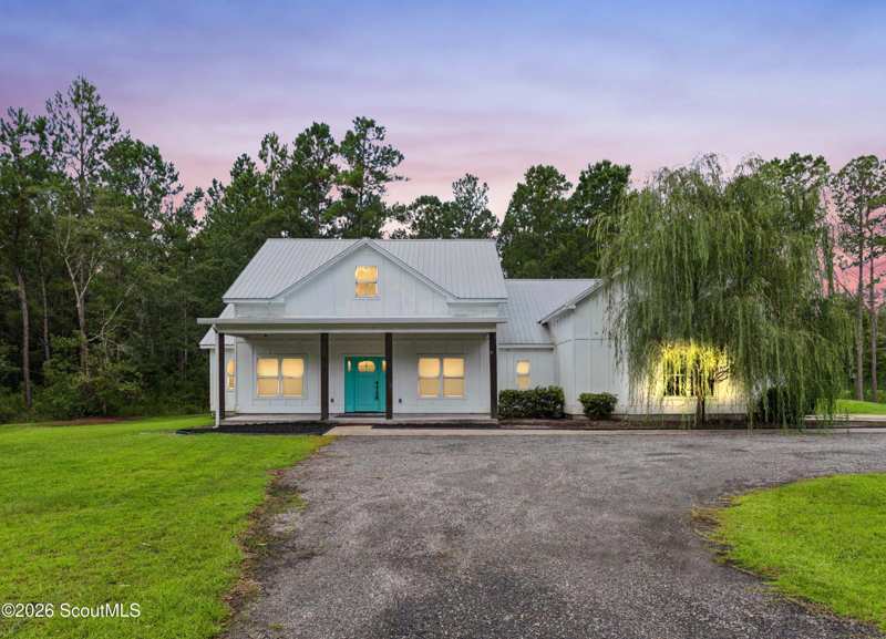 3 bedroom Single Family Residence at 212 Clinch Lane, No Recorded Subdivision, Brunswick — photo 1