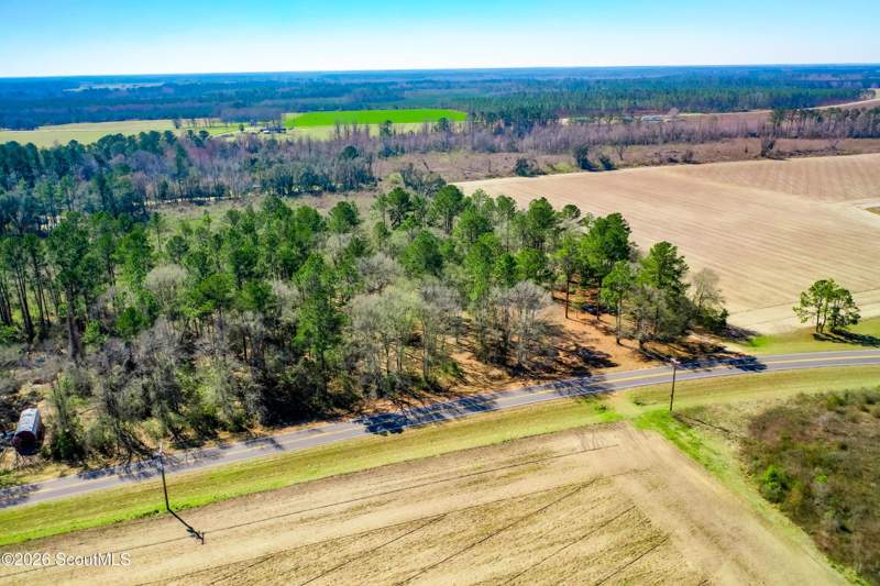3 bedroom Mobile Home at 3259 W Horseshoe Road, No Recorded Subdivision, Blackshear — photo 4