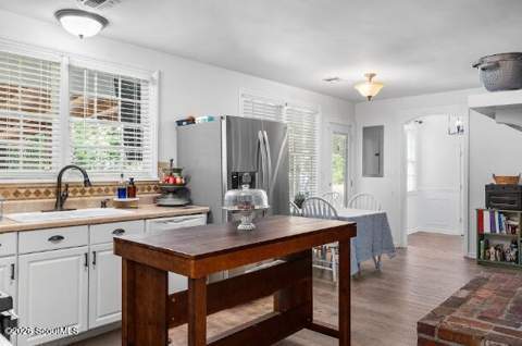 1400 E Cherokee Drive, Waycross GA - photo 12 of 37