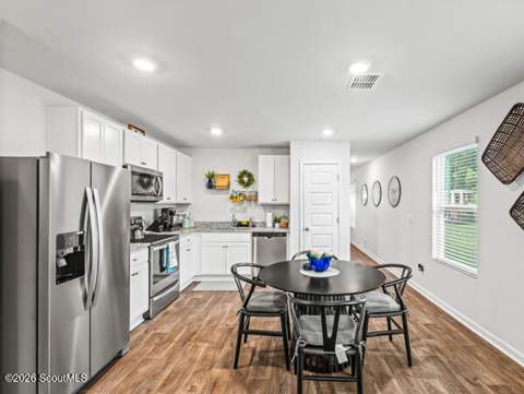 503 Autumns Wood Circle, Brunswick GA - photo 6 of 30