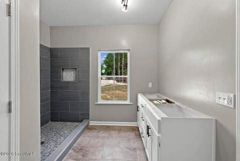 7299 Manningtown Road, Jesup GA - photo 13 of 44