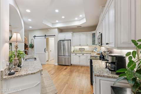 548 Fox Run Circle, Brunswick GA - photo 10 of 39