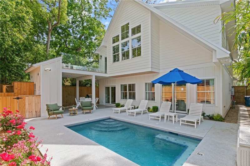 4 bedroom Single Family Residence at 1017 Ocean View Avenue, Ocean View Gardens, St. Simons Island — photo 1