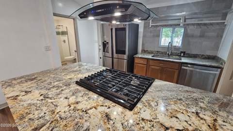 912 Amherst Street, Brunswick GA - photo 13 of 26