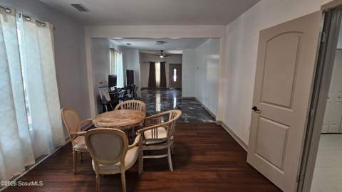 912 Amherst Street, Brunswick GA - photo 15 of 26