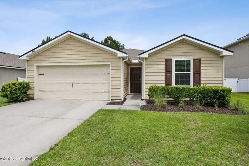 4 bedroom Single Family Residence at 302 Cedar Breeze Drive, Waters Edge, Kingsland — photo 1