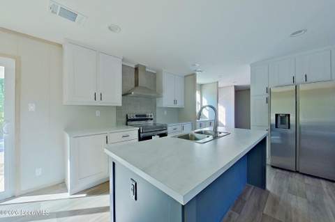 207 Johnny B Street, Hoboken GA - photo 10 of 39
