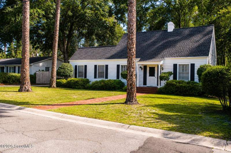 3 bedroom Single Family Residence at 713 Magnolia Drive, No Recorded Subdivision, Waycross — photo 2