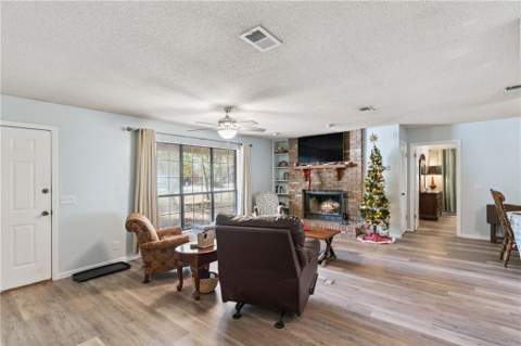156 W Peach Avenue, Kingsland GA - photo 15 of 29