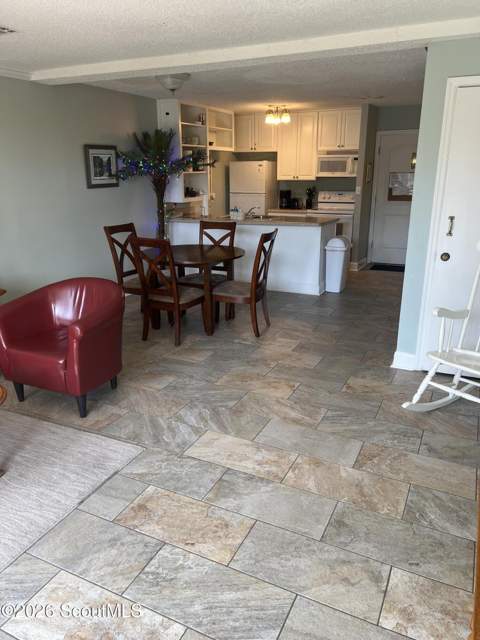 1175 Beachview Drive, Jekyll Island GA - photo 8 of 34