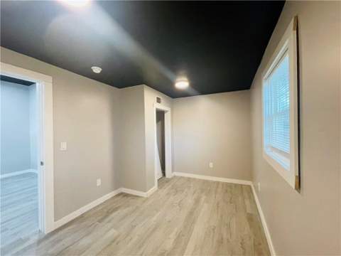 1623 Wolfe Street, Brunswick GA - photo 6 of 20