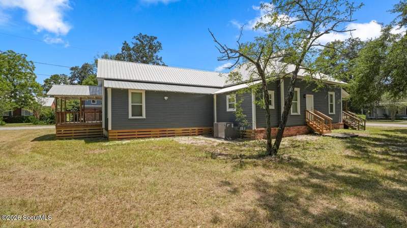 4 bedroom Single Family Residence at 391 E Orange Street, No Recorded Subdivision, Jesup — photo 4
